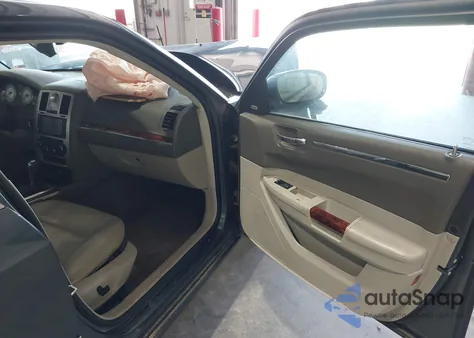 2008 Chrysler 300 Limited from USA, damaged, VIN 2C3KA33G08H209900